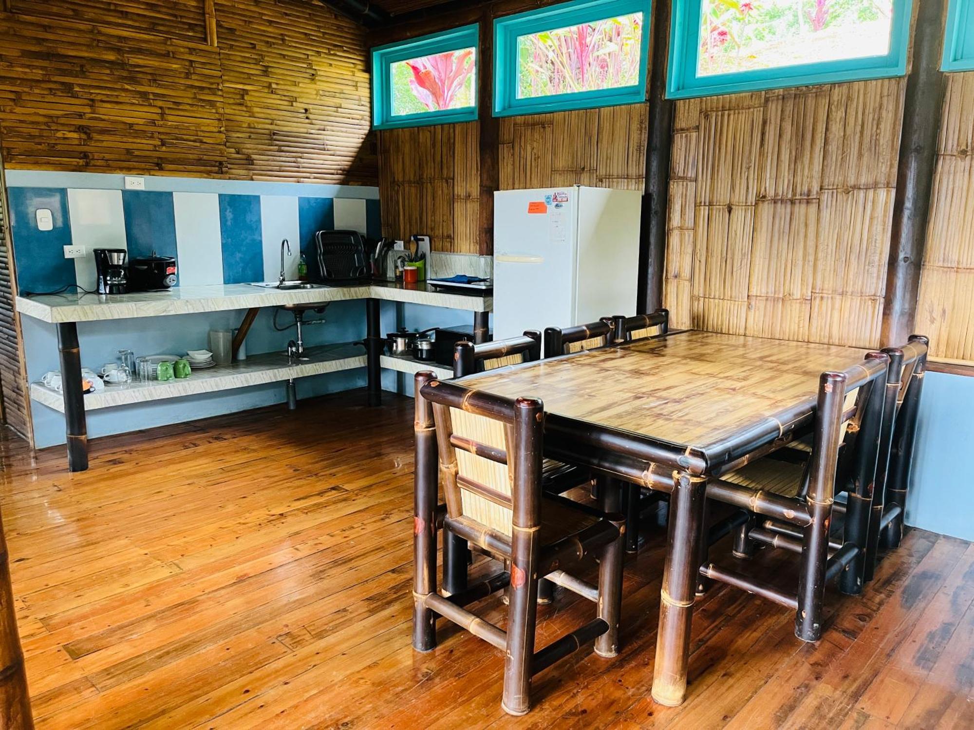 Casa De Bambu Villa Turrialba Eksteriør billede